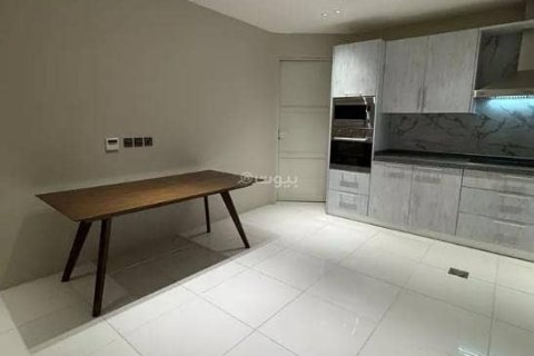 3 bedrooms Apartment in Riyadh, Saudi Arabia No. 98724 7