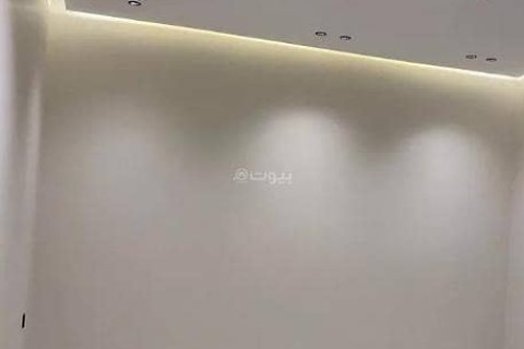 3 bedrooms Apartment in Riyadh, Saudi Arabia No. 98729