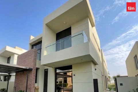 5 bedrooms Villa in Dubai, UAE No. 187192