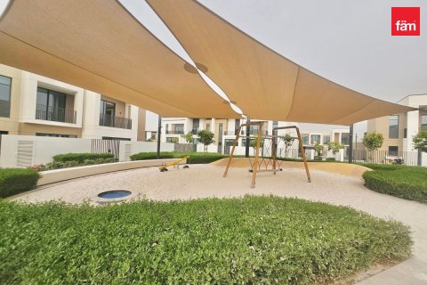 3 bedrooms Townhouse in Dubai, UAE No. 187197 4