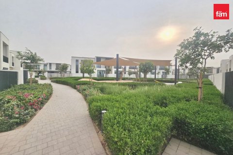 3 bedrooms Townhouse in Dubai, UAE No. 187197 20