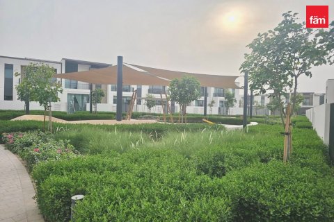 3 bedrooms Townhouse in Dubai, UAE No. 187197 24