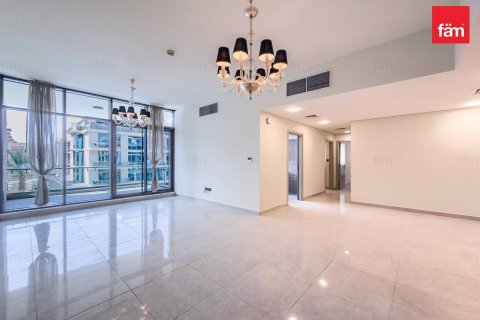 2 bedrooms Apartment in Dubai, UAE No. 165600