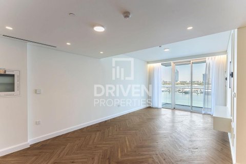 2 غرف نوم شقة في EMAAR Beachfront, الإمارات العربية المتحدة رقم 191992 4