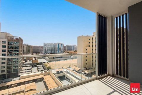 2 bedrooms Apartment in Dubai, UAE No. 166923