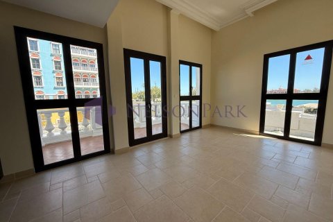 Apartment de 3 dormitorios en Doha, Qatar No. 57695 3
