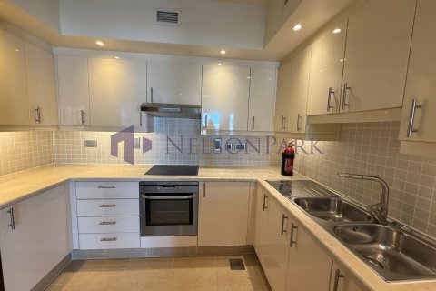 Apartment de 3 dormitorios en Doha, Qatar No. 57695 7