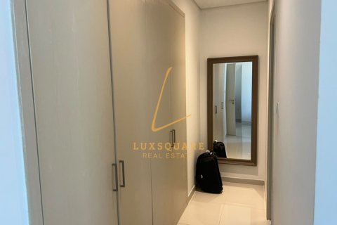 3 bedrooms Villa in DAMAC Hills (Akoya by DAMAC), UAE No. 208399 9