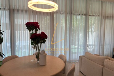 3 bedrooms Villa in DAMAC Hills (Akoya by DAMAC), UAE No. 208399 12