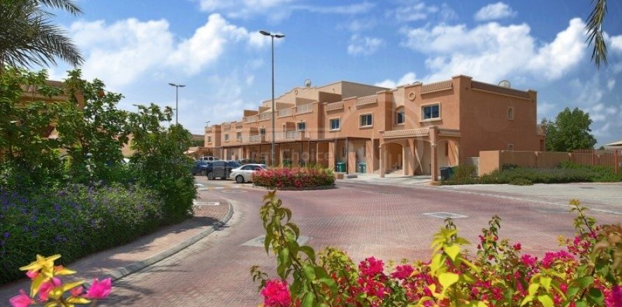 3 bedrooms Villa in Al Reef, UAE No. 167050