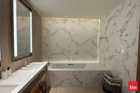 3 bedrooms Apartment in Dubai, UAE No. 147555 19
