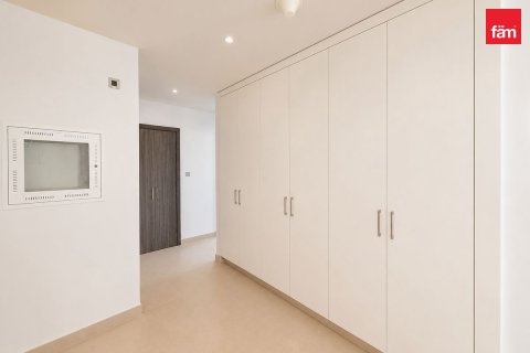 1 bedroom Apartment in Motor City, UAE No. 186444 5
