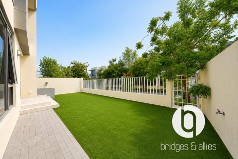 4 bedrooms Villa in Dubai Hills Estate, UAE No. 210663