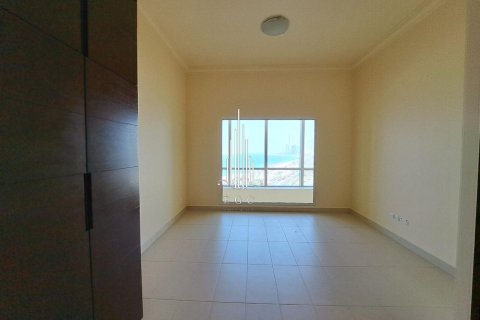 2 غرف نوم منزل ذو طابقين في Corniche Road, الإمارات العربية المتحدة رقم 25986 4