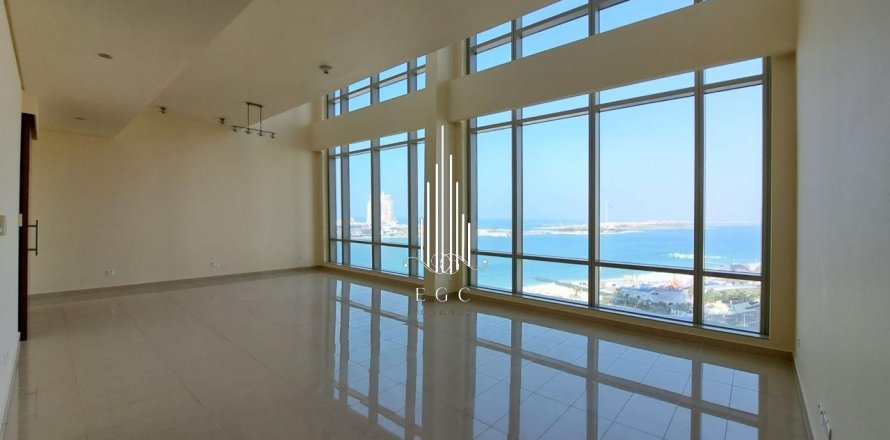 2 غرف نوم منزل ذو طابقين في Corniche Road, الإمارات العربية المتحدة رقم 25986