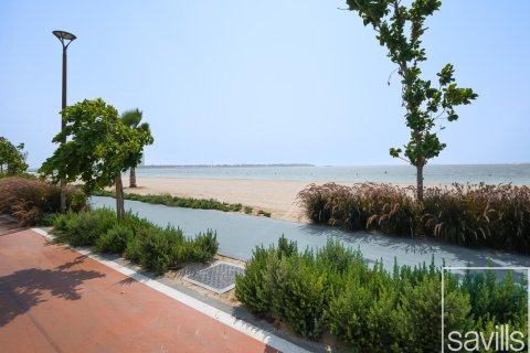 Villa de 4 chambres à Jumeirah, UAE No. 194601