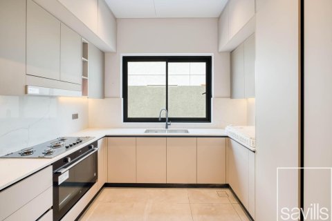 4 bedrooms Villa in Jumeirah, UAE No. 194600 3