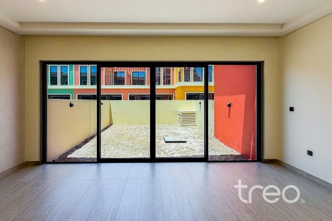 Townhouse de 3 dormitorios en Damac Lagoons, UAE No. 188137 7