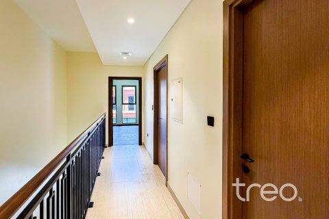 Townhouse de 3 dormitorios en Damac Lagoons, UAE No. 188137 14