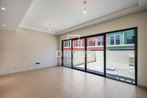 3 غرف نوم تاون هاوس في Damac Lagoons, الإمارات العربية المتحدة رقم 191982 4