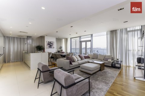 Apartment de 4 dormitorios en Dubai, UAE No. 125144