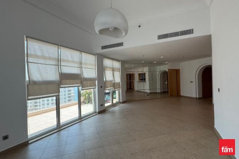 3 bedrooms Apartment in Palm Jumeirah, UAE No. 166768
