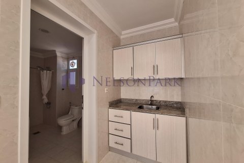Villa de 7 dormitorios en Doha, Qatar No. 58132 26