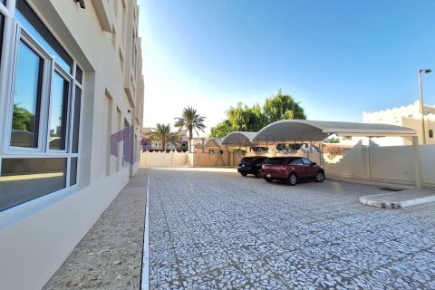 Villa de 7 dormitorios en Doha, Qatar No. 58132 29