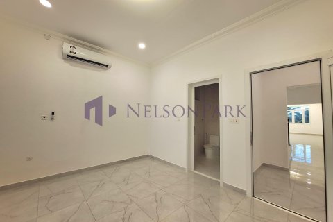 Villa de 7 dormitorios en Doha, Qatar No. 58132 28