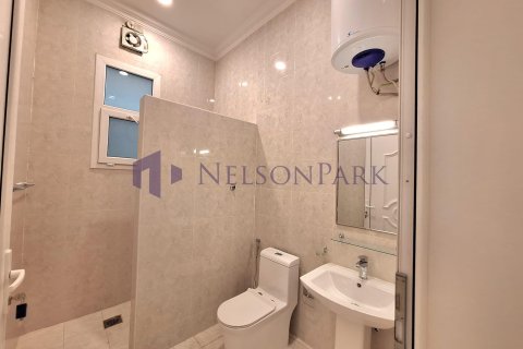 Villa de 7 dormitorios en Doha, Qatar No. 58132 14