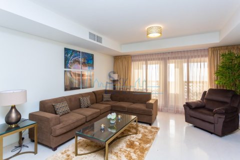 2 bedrooms Apartment in Palm Jumeirah, UAE No. 111873