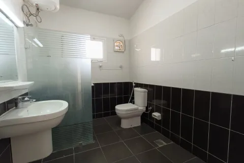 Villa de 6 dormitorios en Al Qurm, Oman No. 108490 4