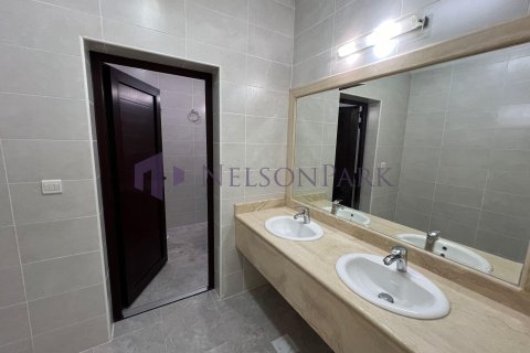 Villa de 5 dormitorios en Doha, Qatar No. 57897 15