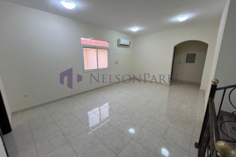 Villa de 5 dormitorios en Doha, Qatar No. 57897 10