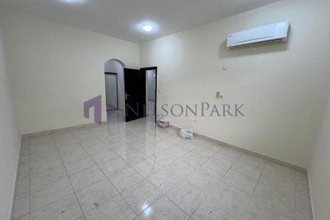 Villa de 5 dormitorios en Doha, Qatar No. 57897 4