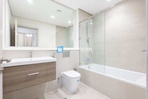 1 bedroom Apartment on the Yas Island, UAE No. 147435 7