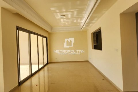Villa de 4 chambres à Al Hamra Village, UAE No. 129975 18