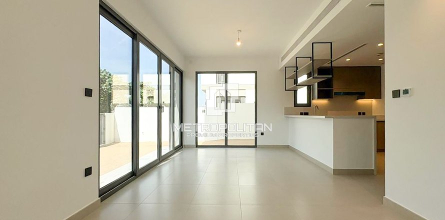Villa de 4 chambres à Tilal Al Ghaf, UAE No. 129974