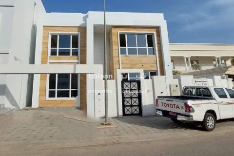 7 bedrooms Villa in As Sib, Oman No. 53433
