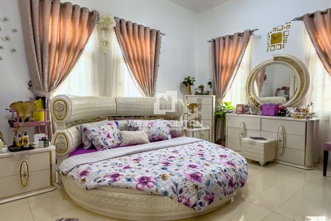 Villa de 5 chambres à Mudon, UAE No. 129818 11