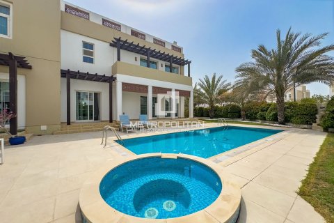 Villa de 5 chambres à Mudon, UAE No. 129818 4