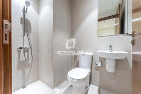 Appartement de 3 chambres à EMAAR Beachfront, UAE No. 128236 14