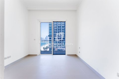 Appartement de 3 chambres à EMAAR Beachfront, UAE No. 128236 11