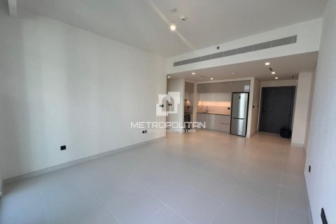 Appartement de 1 chambre à EMAAR Beachfront, UAE No. 128235