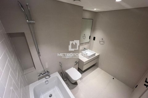 Appartement de 1 chambre à EMAAR Beachfront, UAE No. 128235 15
