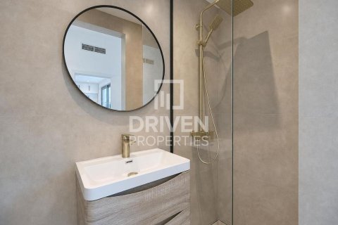 Apartment de 2 dormitorios en Azure Residences, UAE No. 191925 21