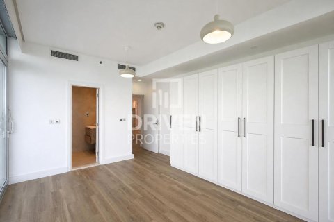 Apartment de 2 dormitorios en Azure Residences, UAE No. 191925 11