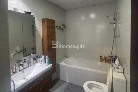 2 bedrooms Apartment in Glitz, UAE No. 166944 16