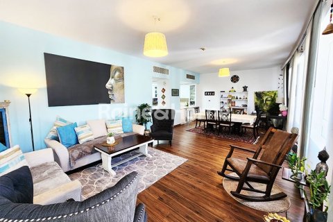 Appartement de 2 chambres à Motor City, UAE No. 156334