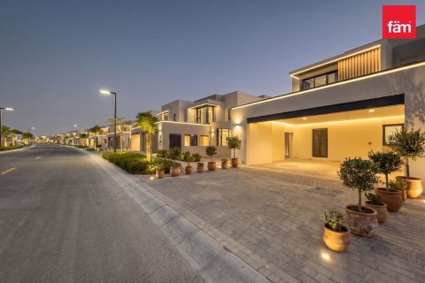 4 bedrooms Townhouse in Jebel Ali, UAE No. 205714